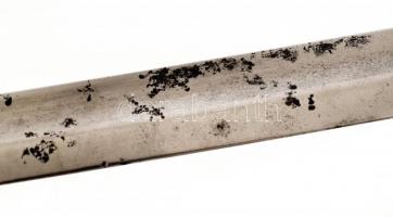 Osztrák-magyar tisztviselő szablya, M1889, jelzés nélkül, díszes réz-bőr markolattal, rajta kétfejű ...