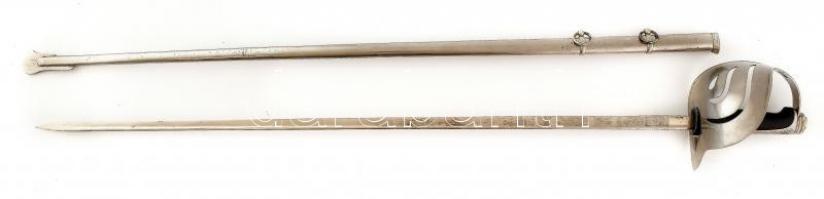 Olasz 1871M lovastiszti kard, gazdagon díszített, címeres pengével, hüvellyel, h: 100 cm / Italian cavalry officers sword with scabbard