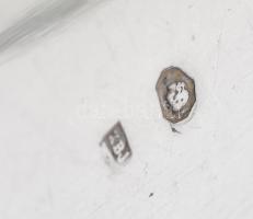 Ezüst(Ag) cukordoboz rózsás díszítéssel, jelzett, 11,5×9,5×9,5 cm, nettó: 183,9 g