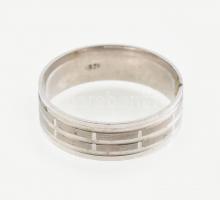 Ezüst(Ag) gyűrű, jelzett, méret: 65, nettó: 4,3 g