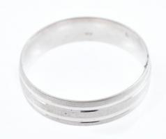 Ezüst(Ag) gyűrű, jelzett, méret: 68, nettó: 4 g