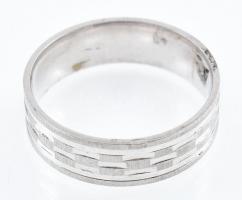 Ezüst(Ag) gyűrű, jelzett, méret: 57, nettó: 4 g
