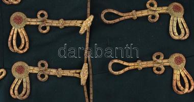 Horthy-kor, Kistársasági atilla hadnagyi rendfokozattal, megkímélt, szép állapotban