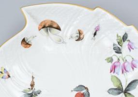 Herendi BFR (BOUQUET de FRUITS) gyümölcs mintás nagy leveles kínáló, jelzett, kopásnyomokkal. 24x20x...