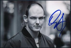 Orosz Ákos színész autográf aláírása fotón 14x9 cm