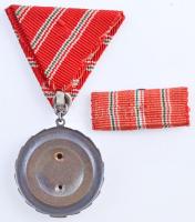 1957. "Szolgálati Érdemérem" zománcozott kitüntetés mellszalagon, miniatűrrel szalagsávon,...