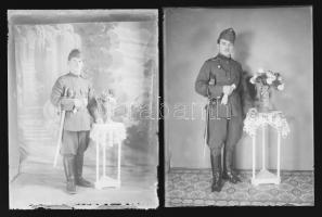 cca 1920-1940 Katonaportrék a Horthy-korszakból (csendőr, szablya), 5 db negatív üveglemezen, 12x9 c...