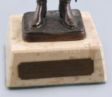 Demjén Imre (1937- ): Magyar katonai viselettörténet: Magyar öltözetű tábornok teljes dísz-/gálaegye...