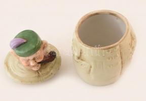 Német figurális mustártartó, porcelán, kopott, jelzés nélkül, m: 10 cm