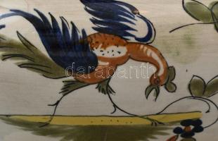 Capoidimonte asztalközép, kopott, sérülésekkel, jelzett, m: 14cm