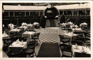 1933 Budapest II. Rózsadombi Zsigmond étterem kerthelyisége. Gróf Majláth palota, Keleti Károly utca 9. (EK)