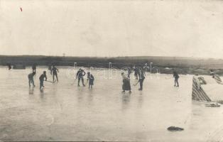 Munkács Hockey players (EB)