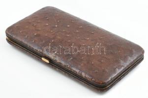 Régi manikűrös készlet struccbőr tokban