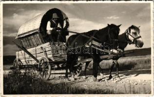 1940 Csíkszereda, Miercurea Ciuc; faszállító lovasszekér / horse cart transpoting timber. Z.I. Aladics photo + 1940 Csíkszereda visszatért So. Stpl