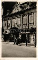 1941 Marosvásárhely, Targu Mures; Toldalagi ház (épült 1770-ben), Erdélyi Bank részv. társ., József Emil és Petry Samu üzlete / bank, shop