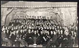 cca 1920 Énekkar, zenekar nagyméretű tabló fotója 40x24 cm
