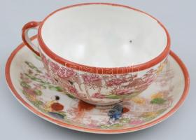 Kézi festésű kínai teás csésze, aljjal. Kis kopással