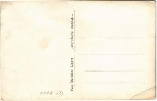 Lippa, Lipova; Piata Unirii, Jacob Schwartz és fiai üzlete / Fő tér / main square, shops. Foto Stein...