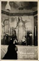 Mátra, Klára asszony a Mária csodaforrás kápolnájában. Sztanek Ede (Pásztó) photo (EK)