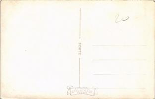 Mátra, Mária csodaforrásnál, a szobor mellett Klára asszony. Sztanek Ede (Pásztó) photo (EK)