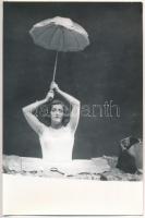 Variációk egy témára, 12 db jelzetlen fotó, 12×18 cm