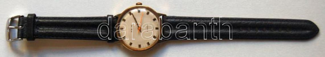 Prim típusú férfi karóra, szíjjal, működő állapotban