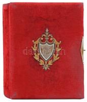 cca 1870-1910 Német/erdélyi származású, pesti zsidó kereskedőcsalád és rokonságuk családi fotóalbuma...