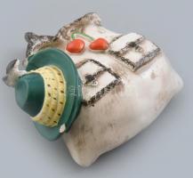 Német fali váza, kézzel festett fajansz, jelzett, sérült, m:14cm