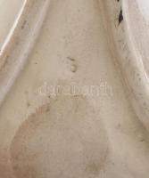 Német fali váza, kézzel festett fajansz, jelzett, sérült, m:14cm