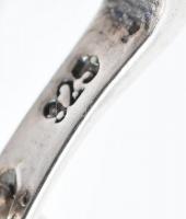 Ezüst(Ag) fülbevalópár lila kővel, jelzett, h: 3,5 cm, bruttó: 8,1 g