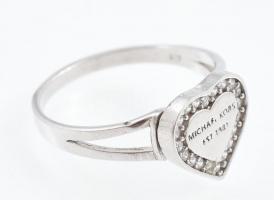 Ezüst(Ag) szívecskés gyűrű, jelzett, méret: 59, bruttó: 2,5 g