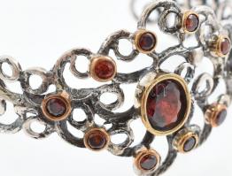 Ezüst(Ag) karperec gránát kövekkel, jelzés nélkül, bruttó: 22,6 g