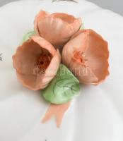 Herendi csipkebogyó mintás óriás bonbonier, plasztikus virágokkal. Kézzel festett, jelzett, hibátlan...