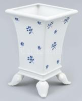 Herendi kék virágmintás váza. Kézzel festett, jelzett, hibátlan. M:15,5 cm