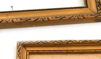 4 db képkeret, üvegezettek, benne két nyomattal 32x30 cm-ig