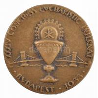 Madarassy Walter (1909-1994) 1938. "XXXIV. Nemzetközi Eucharisztikus Kongresszus Budapest" bronz gomblyukjelvény hátlapon "Ludvig Bp." gyártói jelzéssel (22mm) T:1-,2