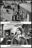 cca 1966 ,,Útitársak című szovjet háborús film jelenetei és szereplői, 19 db vintage produkciós filmfotó, ezüst zselatinos fotópapíron, a film egy kórházvonatról, az orvosok és katonák sorsáról szól, 18x24 cm
