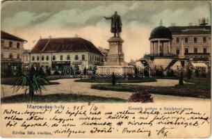 1905 Marosvásárhely, Targu Mures; Kossuth szobor a Széchenyi téren, Bodor kút, Bartscht Károly, Henning Károly, Rajk Károly üzlete, Babos Egyed sörraktára, Takarékpénztár, gyógyszertár. Révész Béla kiadása / square, monument, fountain, savings bank, pharmacy, shops (EK)