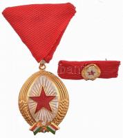 1985. "A Munka Érdemrend" arany fokozata, aranyozott és zománcozott Br kitüntetés mellszalagon, miniatűrrel szalagsávon T:2 NMK 599