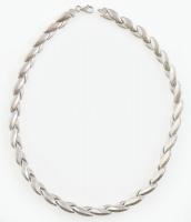 Ezüst(Ag) fantáziaszemes nyaklánc, jelzett, h: 40 cm, nettó: 24,3 g