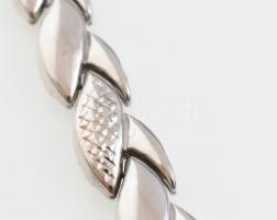 Ezüst(Ag) fantáziaszemes nyaklánc, jelzett, h: 40 cm, nettó: 24,3 g