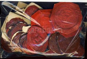 Köriratos címeres viaszpecsétek 50 db