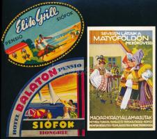 Vegyes turisztikai reklám tétel, 3 db:  Elite Grill Pensio Siófok bőröndcímke, sérült; Hotel Balaton Pensio Siófok Hongrie bőröndcímke, foltos hátoldallal, Szívesen látjuk a Matyóföldön (Mezőkövesd), reklám képeslap.