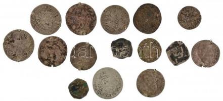15db-os, főleg osztrák Ag érmetétel rossz állapotban T:3-4
15pcs, Ag coin lot, mostly from Austria,...