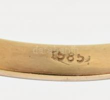 Arany (Au) 14K opálköves gyűrű, jelzett, méret: 55, bruttó: 3,1 g