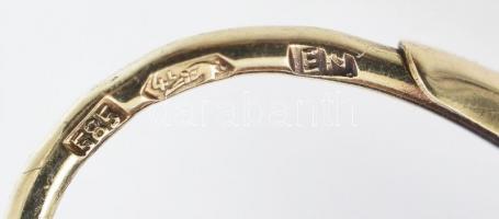 Arany (Au) 14K köves levélmintás fülbevalópár, jelzett, 1,5×1 cm, bruttó: 1,8 g