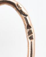 Arany (Au) 14K köves fülbevalópár, jelzett, h: 1,5 cm, bruttó: 2,5 g