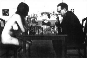 Marcel Duchamp - Eve Babitz: Pasadena 1963. Photo Julian Wasser - MODERN REPRINT