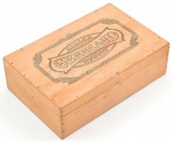 Gerbeaud Kugler régi fa doboz, szép állapotban, 15×23,5×7,5 cm