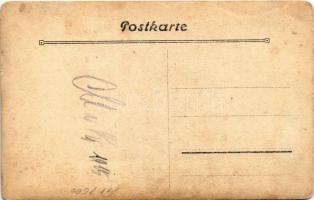 1915 Első világháborús katonai orvos rendelőben / WWI military doctor. photo (EK)